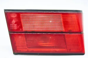 BMW 5 E34 Luci posteriori del portellone del bagagliaio 1384011L