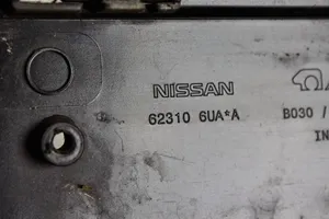 Nissan Qashqai J12 Griglia superiore del radiatore paraurti anteriore 623106ua
