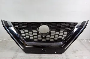 Nissan Qashqai J12 Maskownica / Grill / Atrapa górna chłodnicy 623106ua