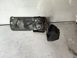 BMW 3 E92 E93 Staffa di montaggio del radiatore 7117811