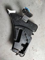 BMW 5 G30 G31 Serbatoio/vaschetta liquido lavavetri parabrezza 7377035