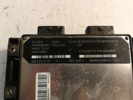 Peugeot Partner Calculateur moteur ECU 9650359580