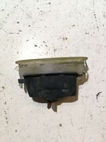 Opel Corsa B Lampa oświetlenia tylnej tablicy rejestracyjnej 90519288