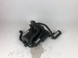 BMW X5 E70 Serbatoio a carbone attivo per il recupero vapori carburante 7164407