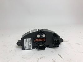 Porsche Macan Résistance moteur de ventilateur de chauffage 8T0820521F