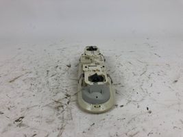 Audi A6 C7 Lampka podsufitki tylna 4G0947111