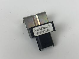 Maserati Levante Geschwindigkeitssensor Drehzahlsensor 670005813