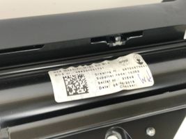 Maserati Levante Takaoven ikkunan häikäisysuoja/verho 088220001701