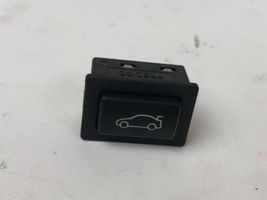 BMW 3 GT F34 Tailgate opening switch 9200316