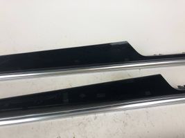 Porsche Macan Set di rivestimento del pannello della portiera 95B867062