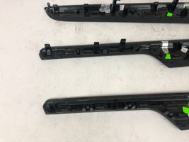 Porsche Macan Set di rivestimento del pannello della portiera 95B867062