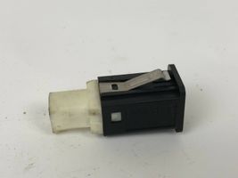 BMW 5 GT F07 USB-pistokeliitin 9237656