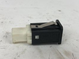 BMW X6 E71 USB-pistokeliitin 9237656