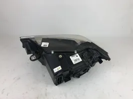 BMW X4 F26 Lampa przednia 7410840