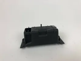 Audi A6 S6 C7 4G Takaoven tuhkakuppi 4G8857406A