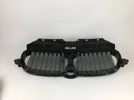 BMW 7 G11 G12 Grille calandre supérieure de pare-chocs avant 7399262