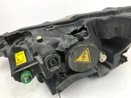 Maserati Levante Lampa przednia 670034639