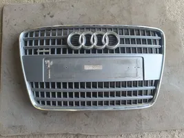 Audi Q7 4L Etupuskurin ylempi jäähdytinsäleikkö 4L0853651