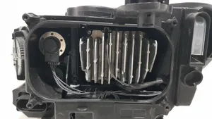 Volkswagen T-Roc Lampa przednia 2GA941036P