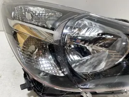 Mazda 2 Lampa przednia DB5J51030