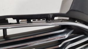 Ford Mondeo MK V Grille calandre supérieure de pare-chocs avant DS73815