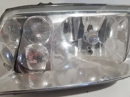 Volkswagen Bora Lampa przednia 1J5941015BE