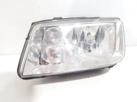 Volkswagen Bora Lampa przednia 1J5941015BE