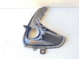 Toyota Yaris XP210 Etupuskurin alempi jäähdytinsäleikkö 52113K0150