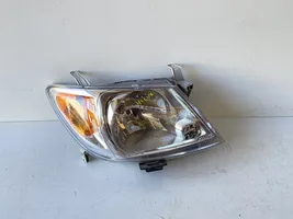 Toyota Hilux (AN10, AN20, AN30) Phare frontale 10016517