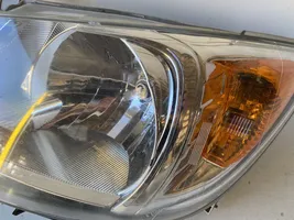 Toyota Hilux (AN10, AN20, AN30) Lampa przednia 10016517