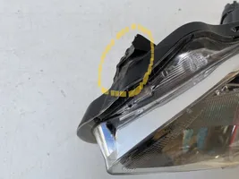 Toyota Verso-S Lampa przednia 8115052K00