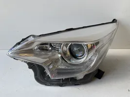 Toyota Verso-S Lampa przednia 8115052K00