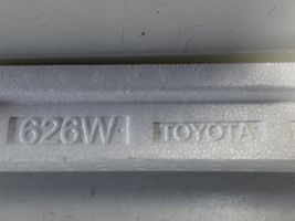 Toyota Avensis T270 Barre renfort en polystyrène mousse 5261105030