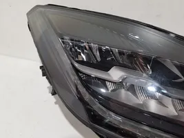 Jaguar E-Pace Lampa przednia M9C313W029BB