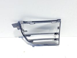 Renault Clio II Grille inférieure de pare-chocs avant 8200271912