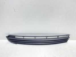 Renault Clio II Grille inférieure de pare-chocs avant 8200271912