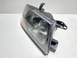 Mitsubishi Pajero Lampa przednia 10087420