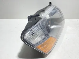 Mitsubishi Pajero Lampa przednia 10087507