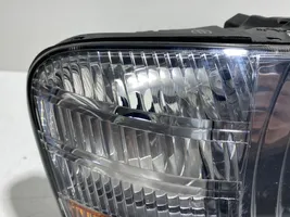 Mitsubishi Pajero Lampa przednia 10087507