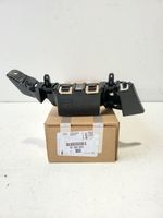 Chevrolet Bolt Uchwyt / Mocowanie zderzaka przedniego 42696893