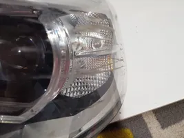 BMW 2 F46 Lampa przednia 749485501