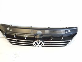 Volkswagen PASSAT B8 USA Etupuskurin ylempi jäähdytinsäleikkö 561853651B