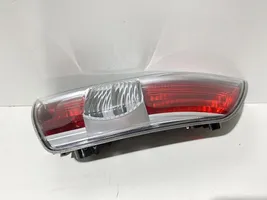 Subaru Impreza II Lampa tylna 22051762