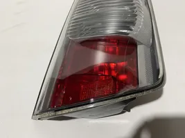 Subaru Impreza II Lampa tylna 22051762