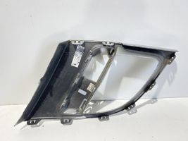 Renault Megane III Etupuskurin alempi jäähdytinsäleikkö 623840001R