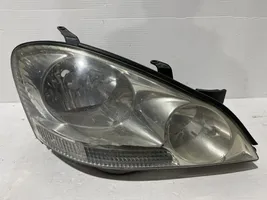 Toyota Avensis Verso Lampa przednia 