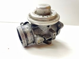 Volkswagen Polo III 6N 6N2 6NF EGR valve 038129637