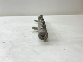 Volkswagen Touareg I Fuel main line pipe 