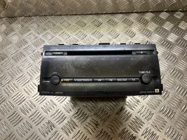 Toyota Prius (NHW20) Radio/CD/DVD/GPS-pääyksikkö 8612047230