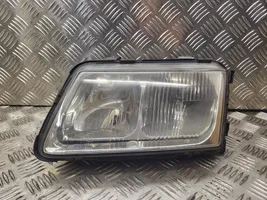 Audi A3 S3 8L Phare frontale 963035